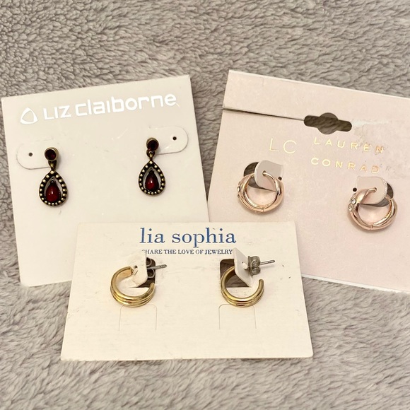 Various Jewelry - 🎁💛3 Pair NWT Dainty Earrings